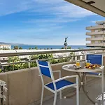 Vistas Al Mar En El Centro De Puerto Banus 3 4h Marbella