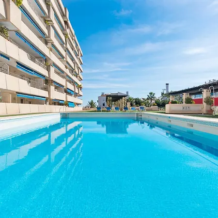 Apartment Vistas Al Mar En El Centro De Puerto Banus 3 4h Marbella