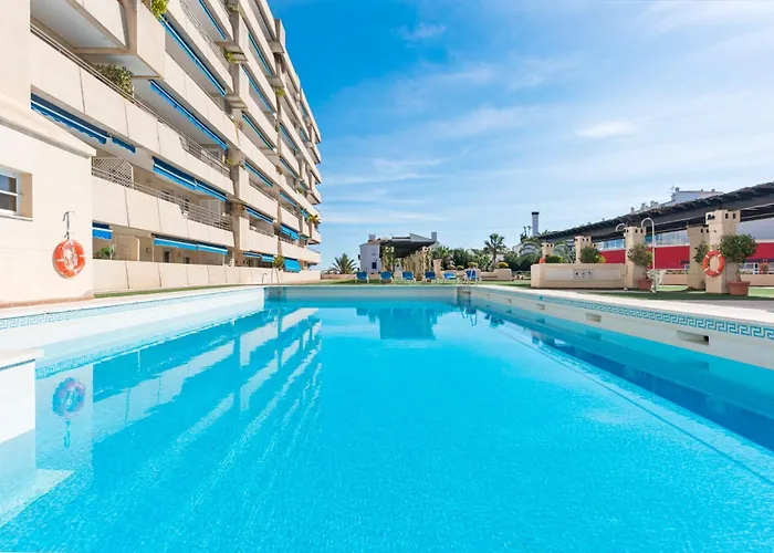 Apartmán Vistas Al Mar En El Centro De Puerto Banus 3 4h Marbella