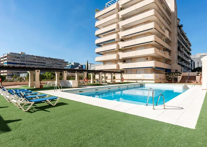 Apartament Vistas Al Mar En El Centro De Puerto Banus 3 4h *